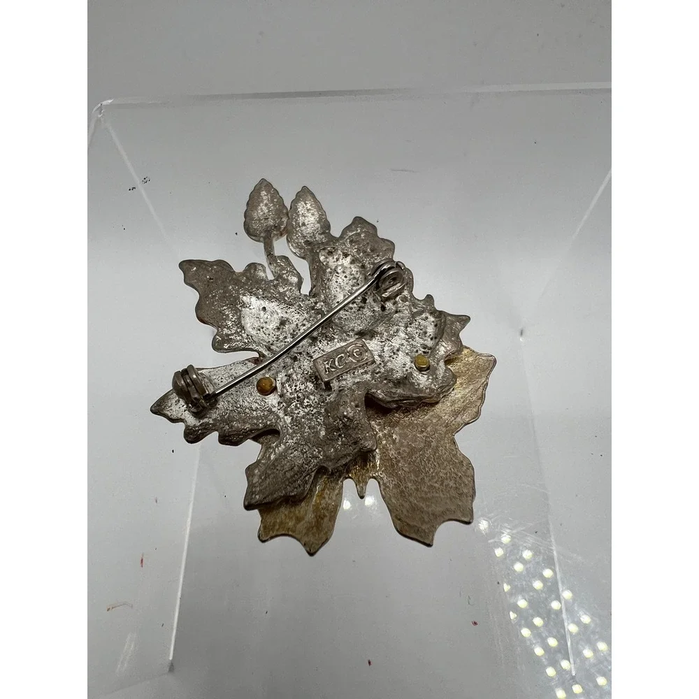Cottagecore Kenneth Cole Butterfly‎ Leaf Brooch 1.5x2.25